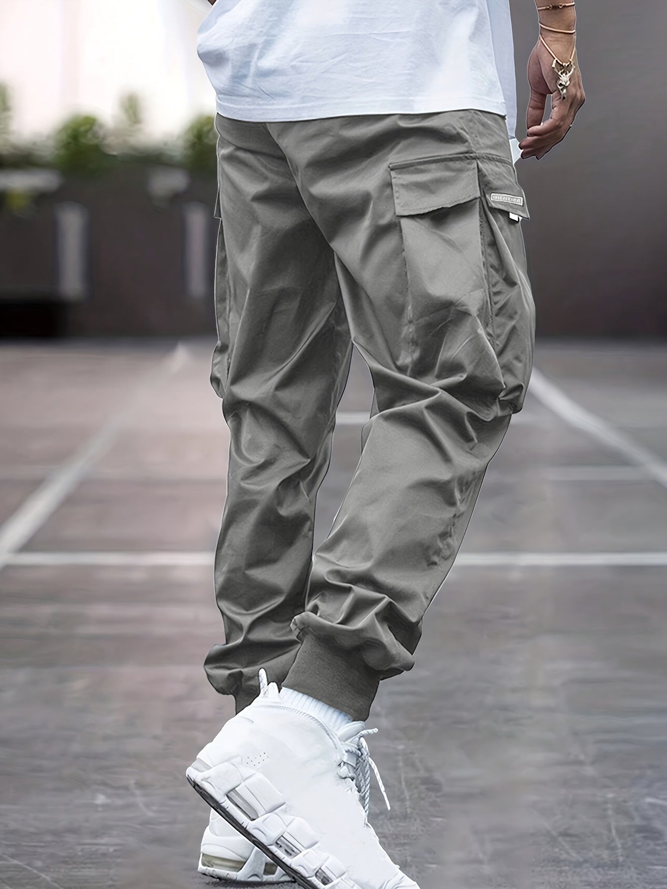 Men’s Cuffed Ankle Cargo Jogger Pants