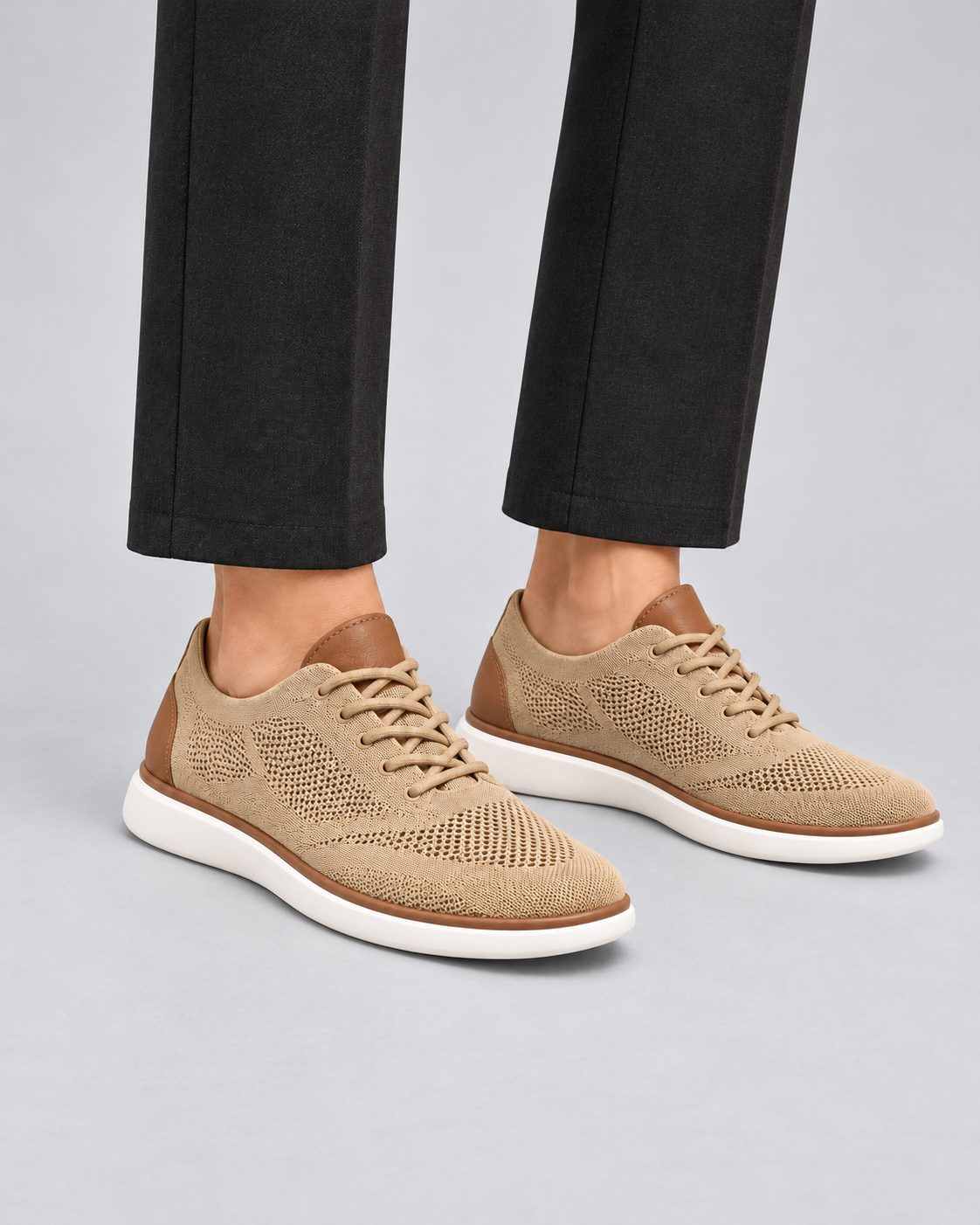 Men's Lightweight Air-Mesh Trainers with Cushioned Sole