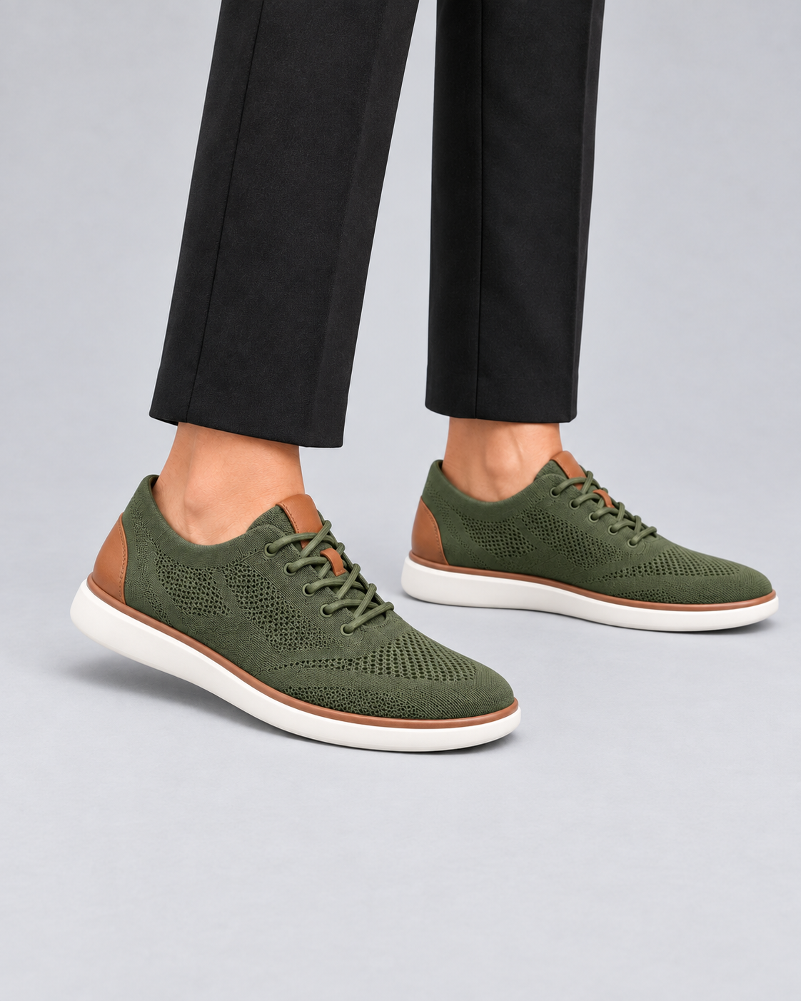 Men's Lightweight Air-Mesh Trainers with Cushioned Sole