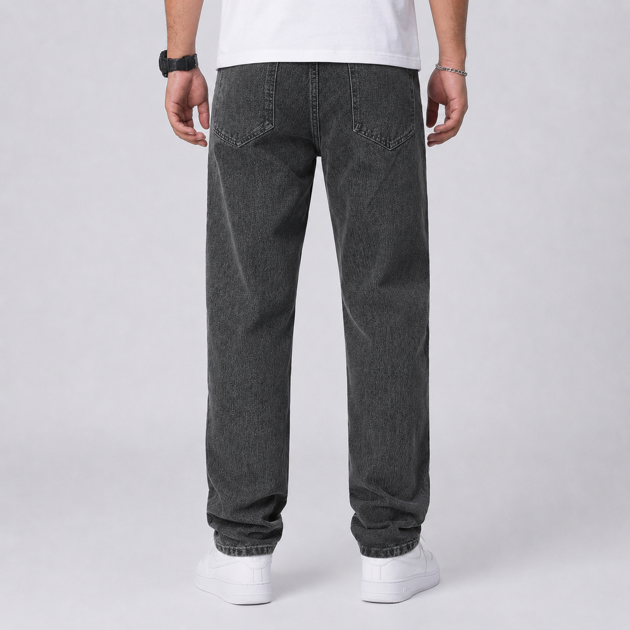 Men's Loose Fit Straight Leg Jeans