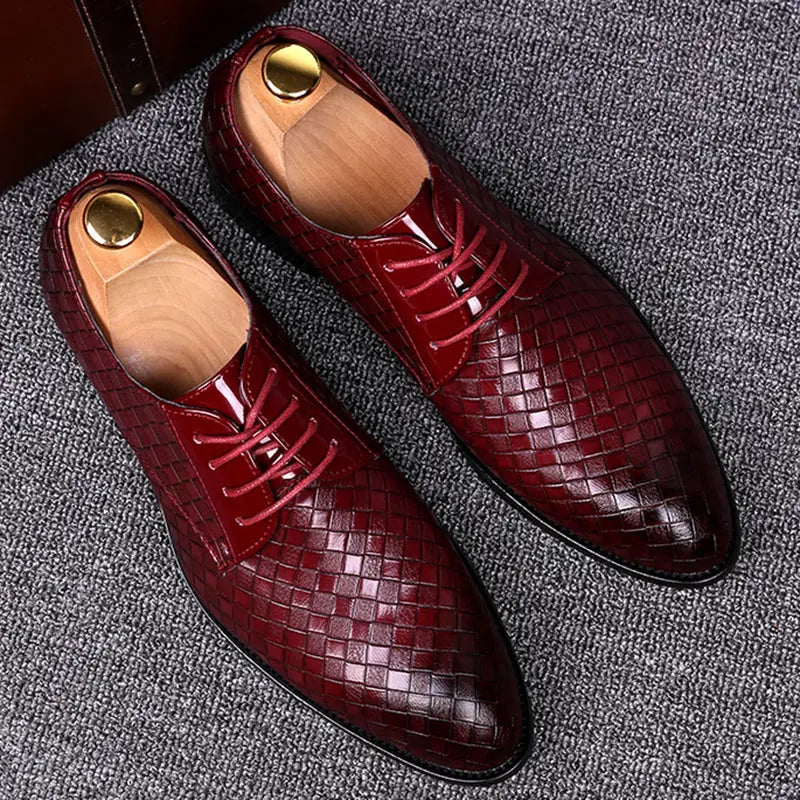 Embossed Leather Lace-Up Shoes Classic Fit Men