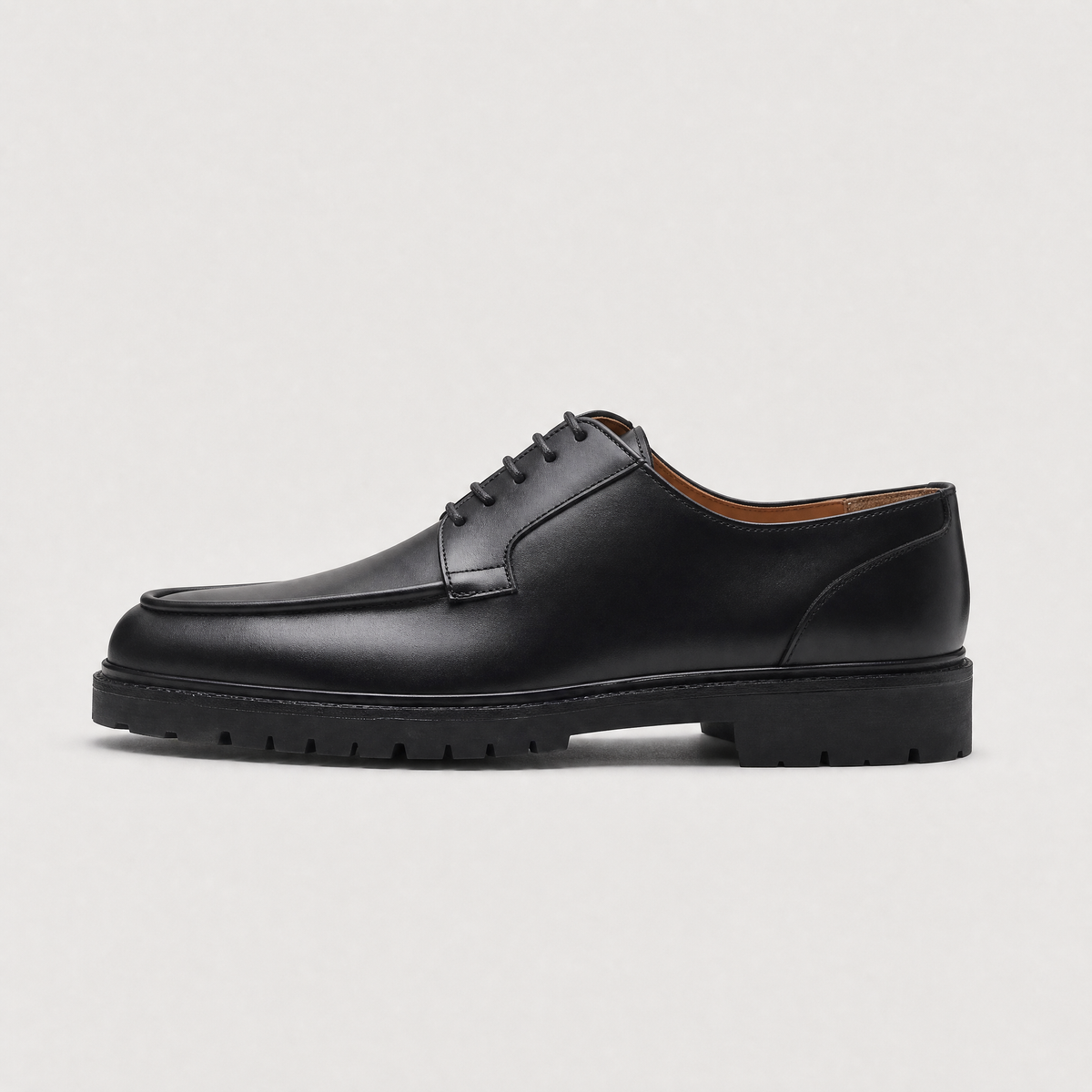 Men's Apron-Toe Derby Shoes