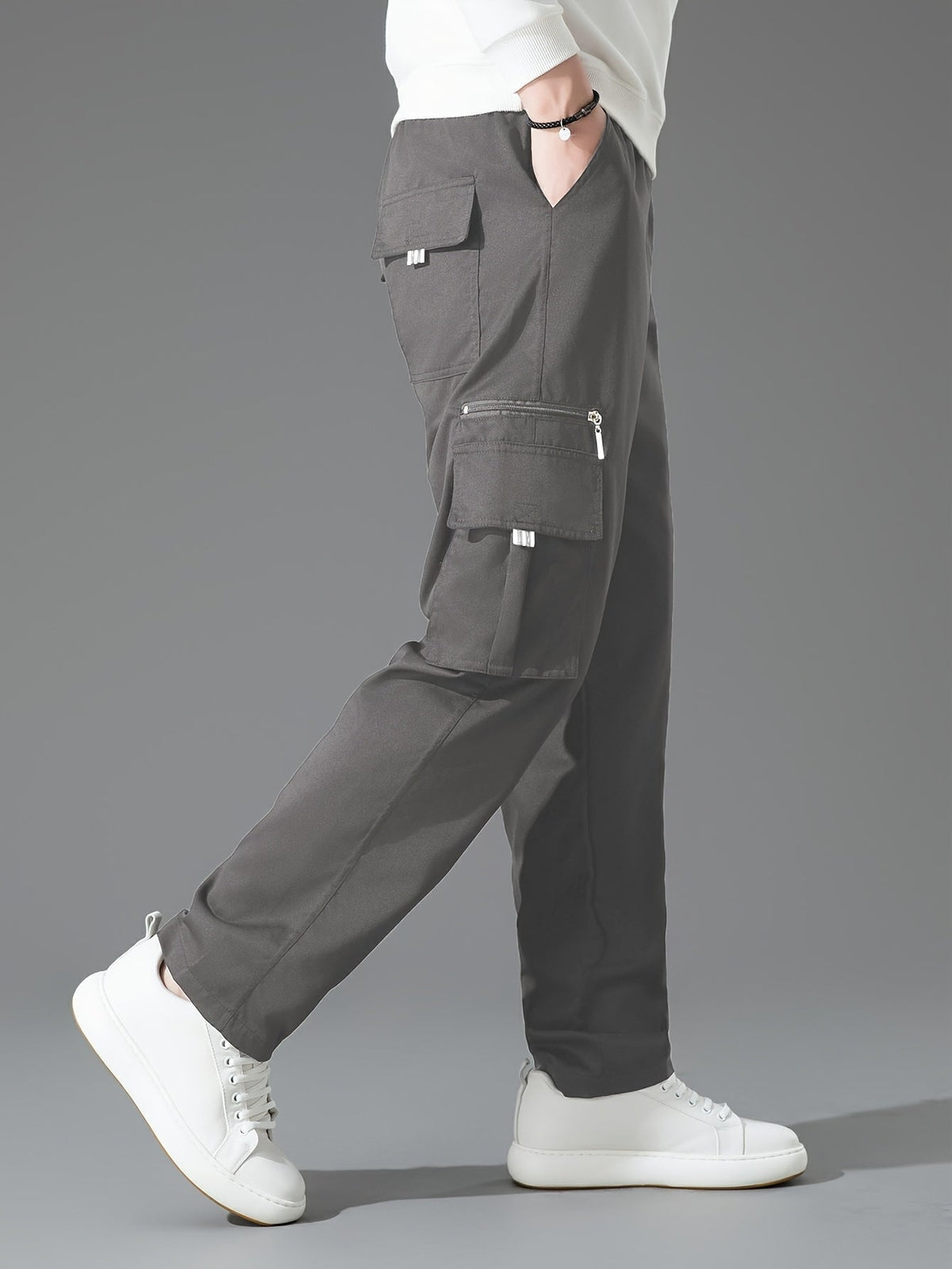 Men's Relaxed Fit Cargo Trousers