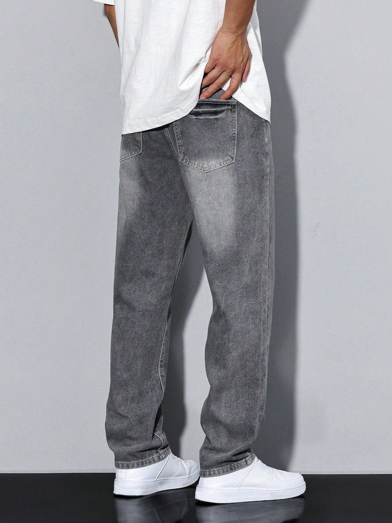 Men's Casual Straight Leg Jeans