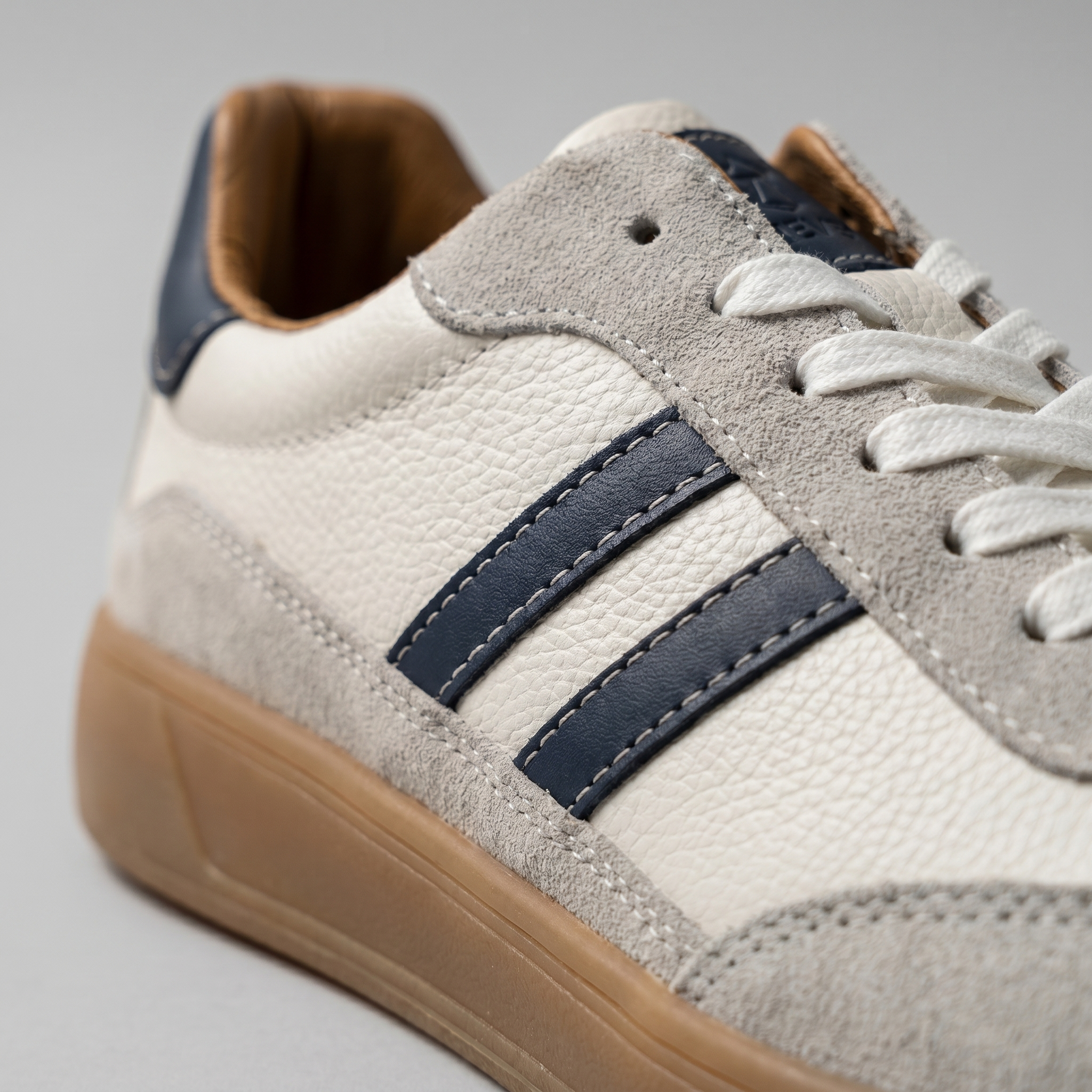 Men's Classic Retro Sneakers